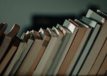 26ο Παζάρι Βιβλίου 2023: Χιλιάδες βιβλία σε τιμές έκπληξη στην Πλατεία Κλαυθμώνος