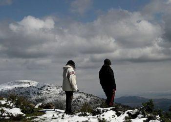 Καιρός σήμερα: Πέφτει ο υδράργυρος – Πού θα βρέξει