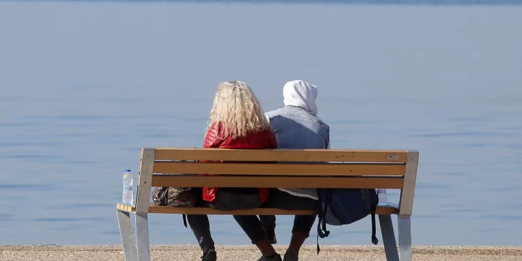 Καιρός σήμερα: Υψηλές θερμοκρασίες – Η πρόγνωση της ΕΜΥ