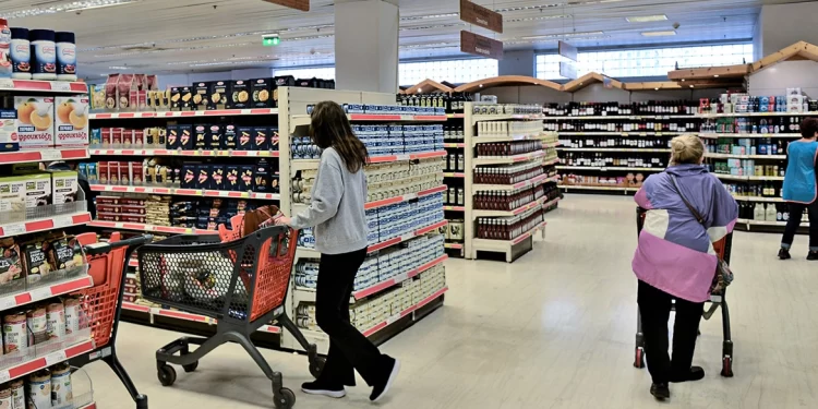 Market Pass: Άνοιξε η εφαρμογή, μεγάλη η ζήτηση – Τα κριτήρια και η διαδικασία
