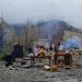 Οι Έλληνες νομάδες της ανοιχτής κουζίνας, της φωτιάς και του δωρικού art de la table