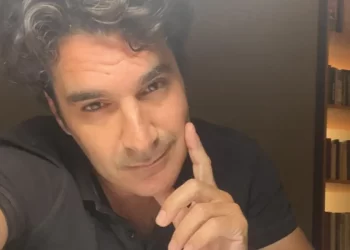 Χριστόφορος Παπακαλιάτης