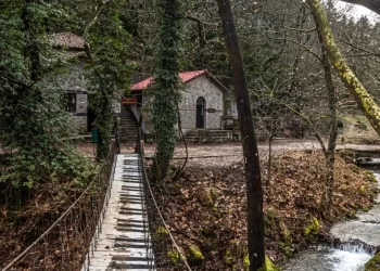 Στο πάρκο της Παύλιανης- Ένα παραμυθένιο ανθρώπινο δημιούργημα μέσα στη φύση