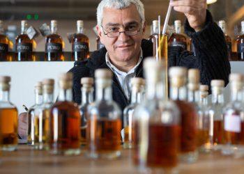 Púro: Το πρώτο ελληνικό Single Barrel και Cask Strength τσίπουρο