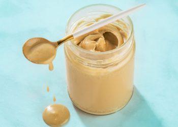 13 ταχίνια μικρών παραγωγών που πρέπει να δοκιμάσετε