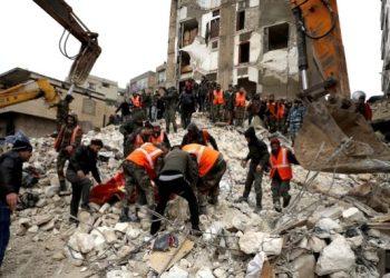 Σεισμός στην Τουρκία: Αγγίζουν τους 4.500 οι νεκροί – Νέα δόνηση 5,6 Ρίχτερ τα ξημερώματα