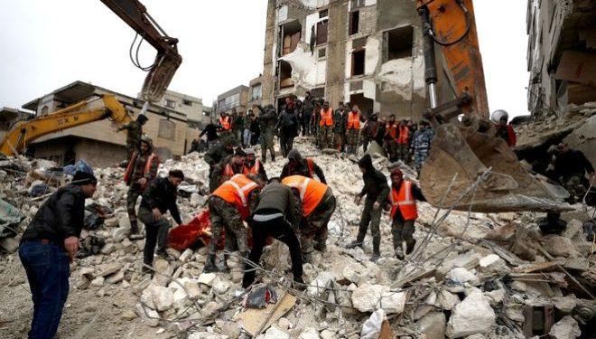 Σεισμός στην Τουρκία: Αγγίζουν τους 4.500 οι νεκροί – Νέα δόνηση 5,6 Ρίχτερ τα ξημερώματα