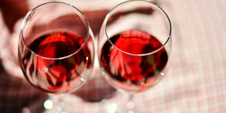 ΚΕΟΣΟΕ: Συνεχής η αύξηση σε αξία εισαγωγών οίνου στην Ελλάδα το 2022