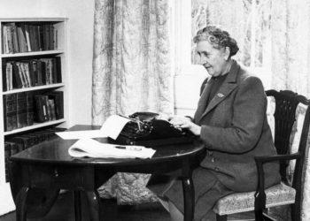 Άγκαθα Κρίστι: Διορθώνουν τα βιβλία της για να μην έχουν «προσβλητικές λέξεις» όπως «νέγροι» και «ιθαγενείς»