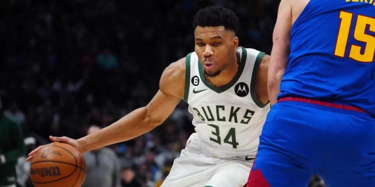 Νάγκετς – Μπακς 129-106: Μεγάλο ματς ο Γιάννης Αντετοκούνμπο αλλά δεν τα κατάφερε κόντρα στην ομάδα του Γιόκιτς