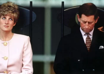 Έτσι έμαθε ο πρίγκιπας Κάρολος για τη σχέση της Νταϊάνα με τον σωματοφύλακά της