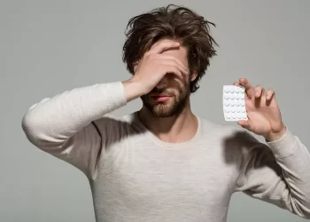 Αντικαταθλιπτικά: Τι συμβαίνει όταν τα «κόψουμε» – Πώς θα αποφύγουμε τα συμπτώματα στέρησης