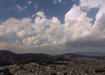 Καιρός Αθήνα: Νεφώσεις που βαθμιαία θα πυκνώσουν