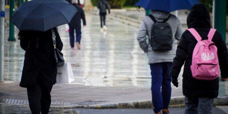 Καιρός: Σε ποιες περιοχές θα βρέξει – Ανεβαίνει η θερμοκρασία