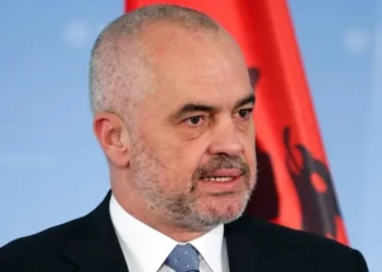 Έντι Ράμα: Την καλλιτεχνική πλευρά του πρωθυπουργού της Αλβανίας «φωτίζει» η έκθεση με έργα του στο Ζάππειο