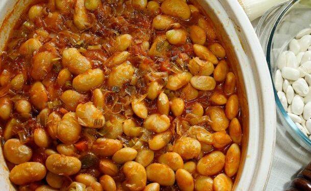 Γίγαντες πρασάτοι