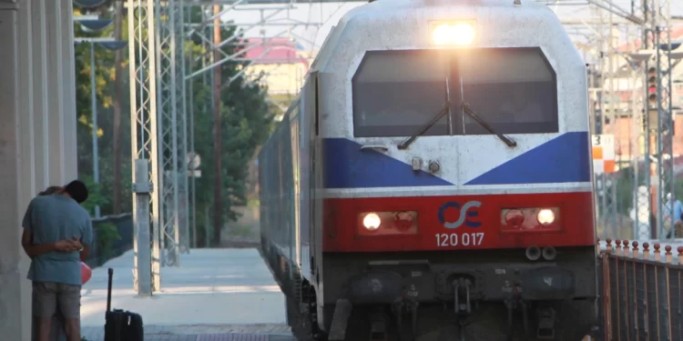 Hellenic Train: Δείτε τα δρομολόγια με λεωφορείο που ξεκινούν από σήμερα Τετάρτη μετά την τραγωδία των Τεμπών