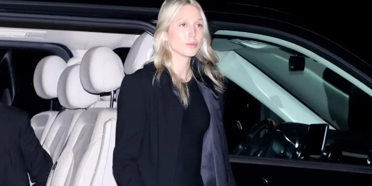 Η Μαρία Ολυμπία σχεδίασε το έμβλημα της θεάς Αθηνάς σε τσάντα διάσημου παριζιάνικου οίκου