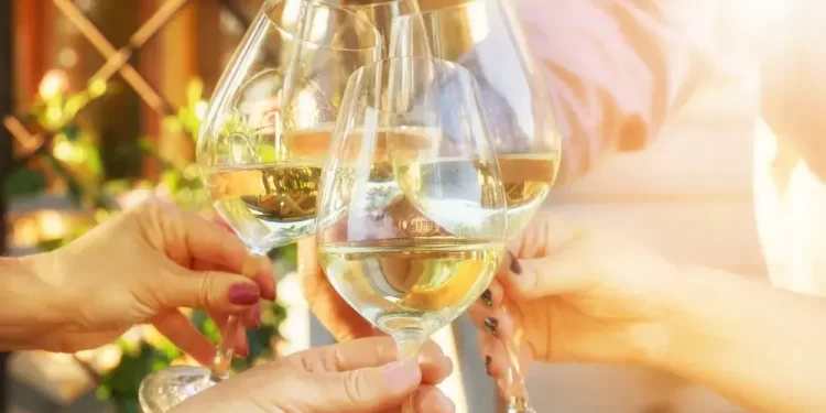 Τα κρασιά του μπακαλιάρου: Τι πίνουμε την 25η Μαρτίου;