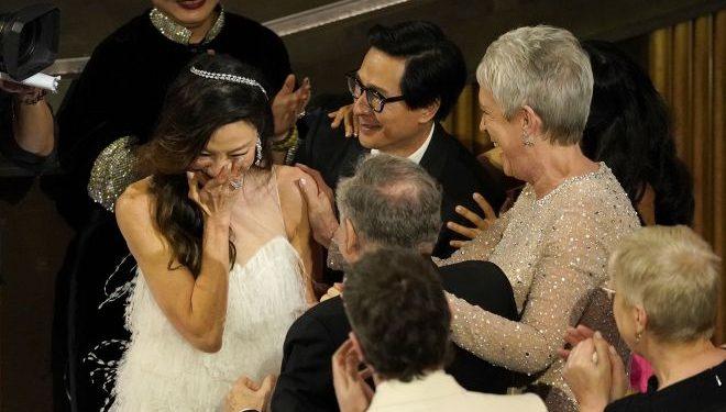 Όσκαρ 2023: Σάρωσε το “Τα πάντα όλα” με επτά βραβεία – Οι μεγάλοι νικητές της βραδιάς