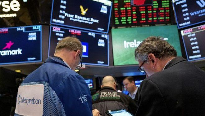 ΗΠΑ: “Βουλιάζουν” οι τράπεζες παρά τα έκτακτα μέτρα – Ερωτηματικά για τη χρηματοδότησή τους