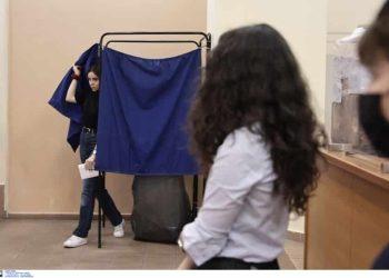 Εκλογές 2023: Ψηφίζεις πρώτη φορά; 19 ερωτήσεις και απαντήσεις που θα σε κατατοπίσουν