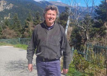 Slow living: Ο Δημήτρης άφησε την Αθήνα για να ζήσει στην Άνω Χώρα Ναυπακτίας