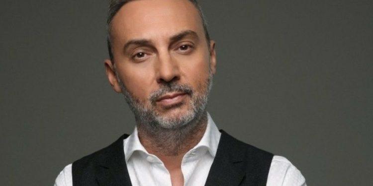 Ανδρέας Βρεττός: Ποιος είναι ο Mr. Ravenna που «νίκησε» τον Σκλαβενίτη