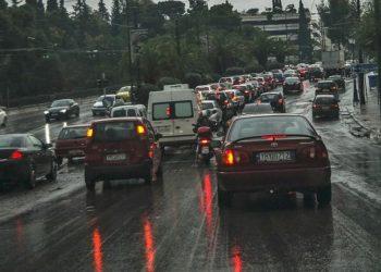 Ο καιρός τη Δευτέρα του Πάσχα: Με βροχές και καταιγίδες η επιστροφή των εκδρομέων