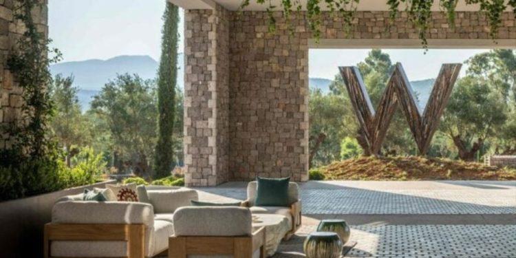 Η σεζόν ξεκινά δυναμικά στο W Costa Navarino