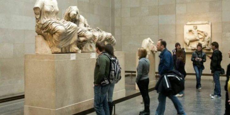 Liberation: «Τελικά, όλη η Ευρώπη, όλοι μας, κάτι κλέψαμε από την Ελλάδα»