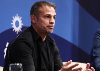 Ντέμης Νικολαΐδης: «Όταν τελειώνει η καριέρα χάνουμε τη ζωή, το νόημα, είναι σαν πένθος»