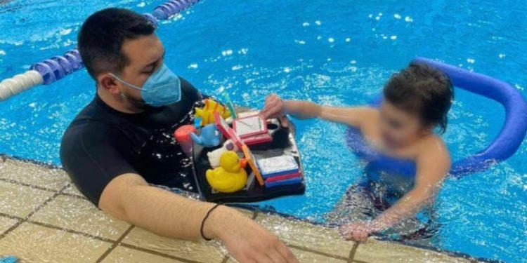 Λογοθεραπευτική παρέμβαση για παιδιά με αυτισμό, μέσα στο νερό