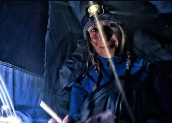 Ισπανία: Αθλήτρια βλέπει για πρώτη φορά τον ήλιο αφού έζησε 500 μέρες σε σπηλιά βάθους 70 μέτρων