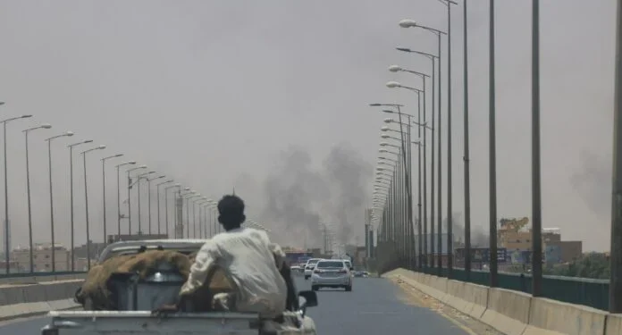 Σουδάν: Εύθραυστη εκεχειρία με συνέχιση εχθροπραξιών