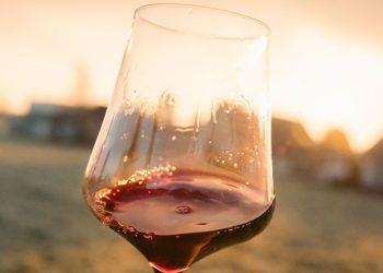 Σε 10 χώρες το 87% της συνολικής αξίας των εξαγωγών ελληνικού κρασιού