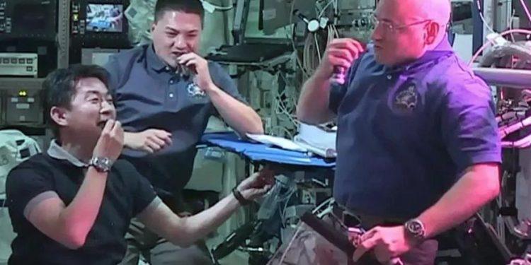 Τι τρώνε οι αστροναύτες στο διάστημα;