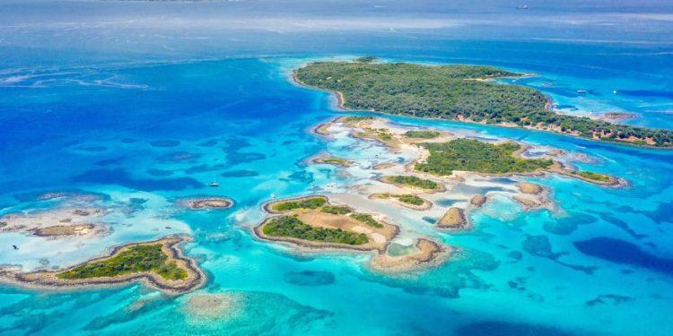 Τα εξωτικά Λιχαδονήσια από ψηλά – Ο απόλυτος τουριστικός προορισμός (ΒΙΝΤΕΟ)