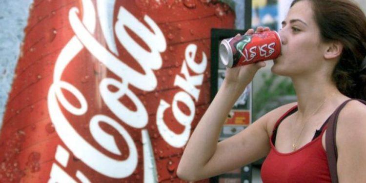 Coca Cola: Η κλέφτρα της μυστικής συνταγής