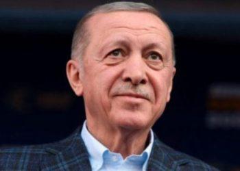 Ταγίπ Ερντογάν: Από πάμφτωχος κουλουράς… με περιουσία δισεκατομμυρίων