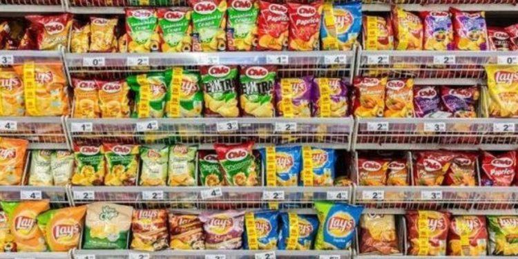 Τρόφιμα: Big boom στο «τσιμπολόγημα» – Οι νέοι μετατρέπουν τα σνακ σε γεύματα