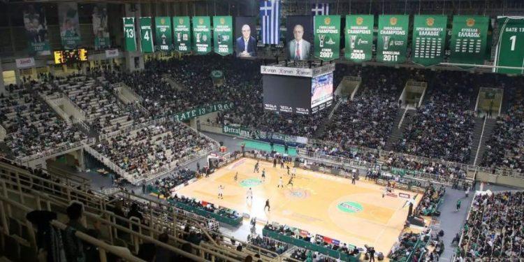 Ο Ερασιτέχνης Παναθηναϊκός εξέδωσε ανακοίνωση, εκφράζοντας τον ενθουσιασμό του, για το γεγονός ότι το κλειστό του ΟΑΚΑ θα ανήκει για τα επόμενα 49 χρόνια την «πράσινη» ΚΑΕ, ενώ στέκεται στην τεράστια συμβολή του Δημήτρη Γιαννακόπουλου.: «Ιστορική στιγμή για το καμάρι μας – Ο Δημήτρης Γιαννακόπουλος κατάφερε το ακατόρθωτο»