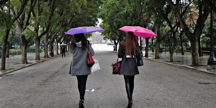 Καιρός: Βροχές και καταιγίδες σήμερα – Ποιες περιοχές επηρεάζονται