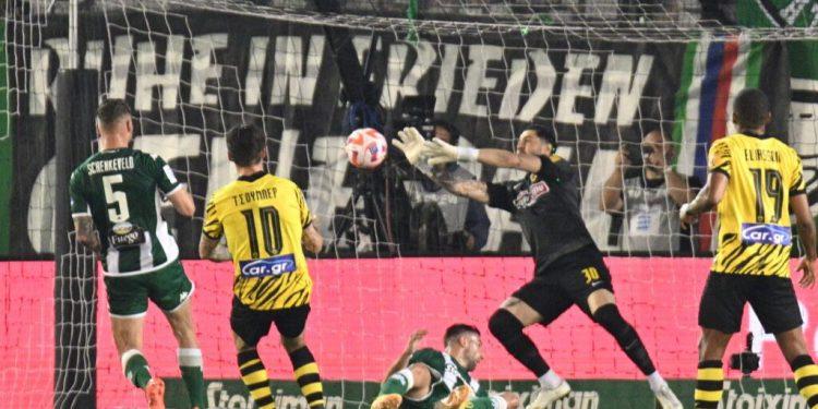 Super League, Παναθηναϊκός – ΑΕΚ: Παράταση στην αγωνία…