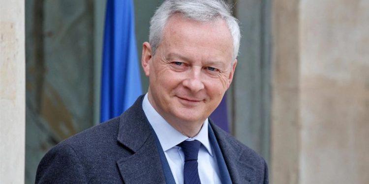 Ποιος είναι ο Γάλλος υπουργός Οικονομίας που γράφει τολμηρή ερωτική λογοτεχνία