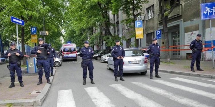 Βελιγράδι: 14χρονος άνοιξε πυρ σε δημοτικό σχολείο και σκότωσε οχτώ μαθητές