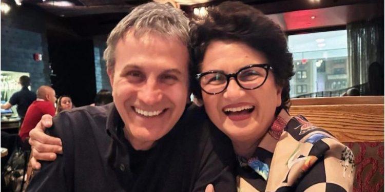 Άλκηστις Πρωτοψάλτη – Γιώργος Νταλάρας: H συνάντησή τους σε εστιατόριο της Νέας Υόρκης