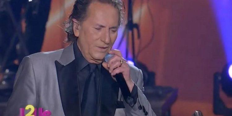 Μάκης Χριστοδουλόπουλος: Μάγεψε στην σκηνή του J2US με τον εγγονό του και την Καίτη Γαρμπή στις δεύτερες