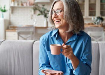 Θέλετε να γεράσετε καλά; Αυτό είναι το ρόφημα που πρέπει να πίνετε – 2 φλιτζάνια αρκούν