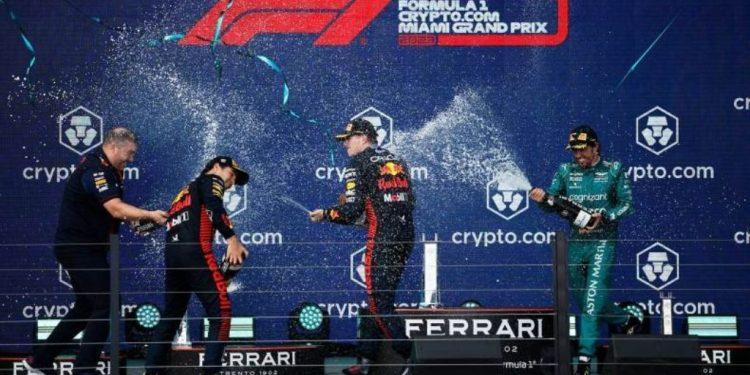 ΦΕΡΣΤΑΠΕΝ – ΠΕΡΕΘ: Κυριάρχησαν και στο grid του Μαϊάμι